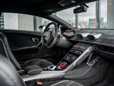 Lamborghini Huracán Performante — photo 21