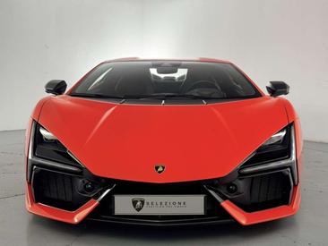 Lamborghini Revuelto — photo 2