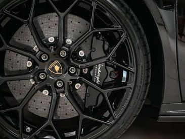 Lamborghini Huracán Performante — photo 9