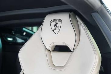 Lamborghini Huracán Performante — photo 25