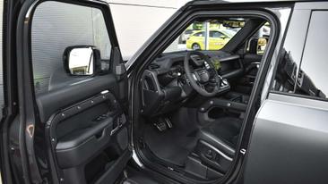 Land Rover Defender 110 Carpathian Edition V8 — photo 8