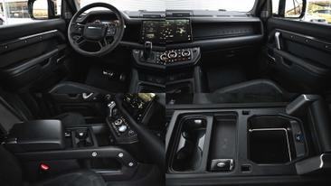 Land Rover Defender 110 Carpathian Edition V8 — photo 21