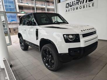 Land Rover Defender 90 V8 Erweiteretes Black Pack — photo 7
