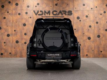 Land Rover Defender 110 X-Dynamic HSE 2.0 P300e — photo 4