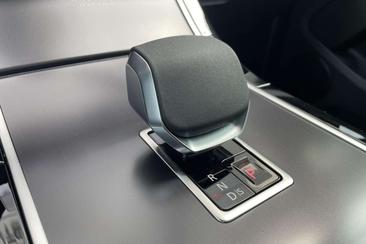 Land Rover Range Rover Evoque P270e PHEV AWD Hoxton Edition | Head Up Display Noir — photo 8