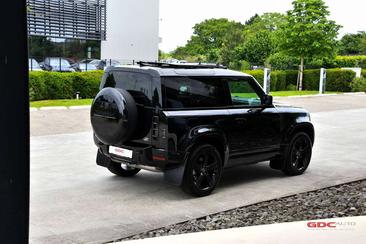 Land Rover Defender X-Dynamic HSE D300 MHEV — photo 17