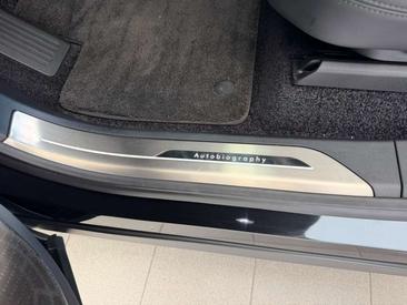 Land Rover Range Rover Autobiography P550 — photo 28