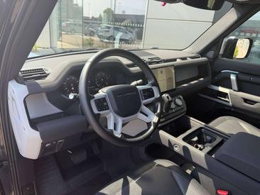 Land Rover Defender 110 X-Dynamic SE Awd 3.0d I6 Mhev 200cv Auto — photo 10