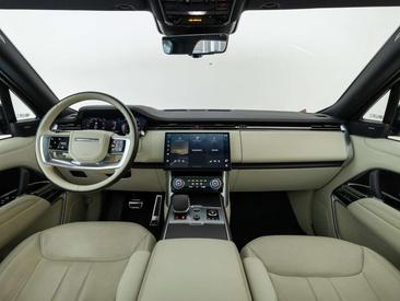 Land Rover Range Rover 3.0 P440e HSE PHEV — photo 3