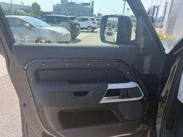 Land Rover Defender 110 X-Dynamic SE Awd 3.0d I6 Mhev 200cv Auto — photo 16