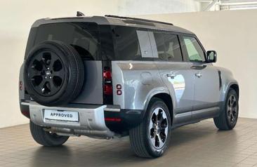 Land Rover Defender 110 SE 3.0D I6 250 CV AWD Auto — photo 5