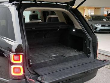 Land Rover Range Rover P400e Autobiography Pano/2XTV/ACC/HUD/Laser/Masage Noir — photo 15