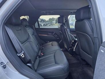 Land Rover Range Rover Sport Dynamic HSE P460e — photo 17