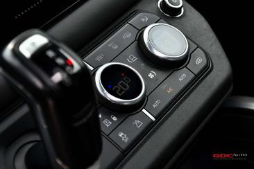 Land Rover Defender X-Dynamic HSE D300 MHEV — photo 40