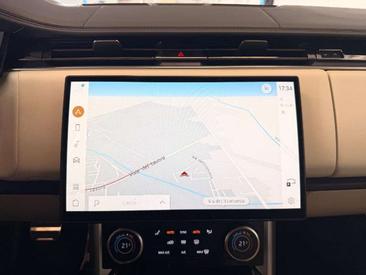 Land Rover Range Rover HSE 3.0D L6 350 CV — photo 16