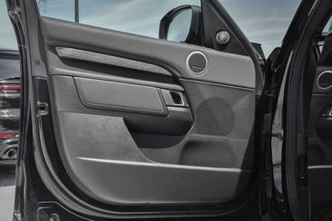 Land Rover Discovery HSE Pano 7seat AdaptiveCruise 3.0 SDV6 — photo 10