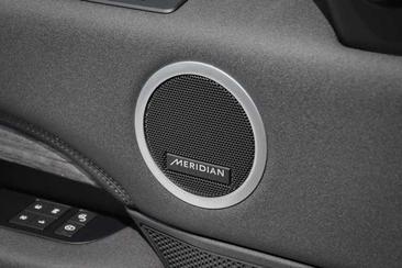 Land Rover Discovery HSE Pano 7seat AdaptiveCruise 3.0 SDV6 — photo 11