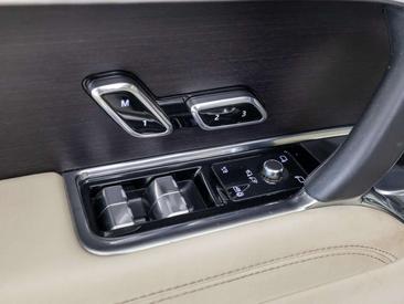 Land Rover Range Rover 3.0 P440e HSE PHEV — photo 14