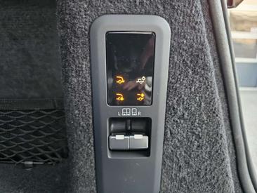 Land Rover Range Rover Sport Dynamic HSE P460e — photo 22