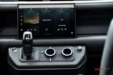 Land Rover Defender X-Dynamic HSE D300 MHEV — photo 47