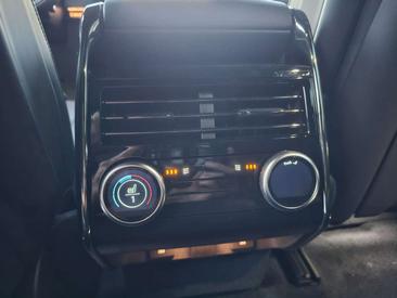 Land Rover Range Rover Sport Dynamic HSE P460e — photo 25