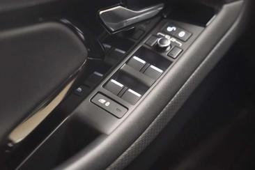 Land Rover Range Rover Evoque P300e AWD S [ Leder LED Apple/Android Navi Camera Gris — photo 19