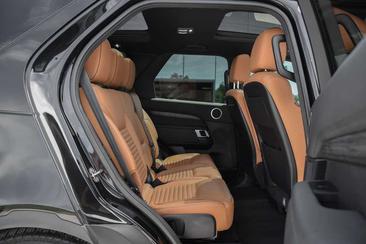 Land Rover Discovery HSE Pano 7seat AdaptiveCruise 3.0 SDV6 — photo 18