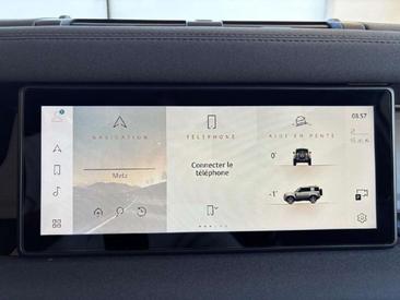 Land Rover Defender 90 3.0 D200 X-Dynamic SE Tpano GPS Camera Attelage Meridian Blanc — photo 20