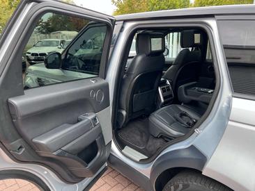 Land Rover Range Rover Sport Hybrid HSE Dynamic — photo 22