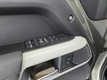 Land Rover Defender 90 Vert 3.0d I6 Mhev S Awd 200cv — photo 23