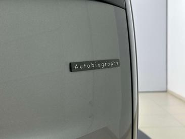 Land Rover Range Rover P440e Autobiography AWD Auto — photo 19