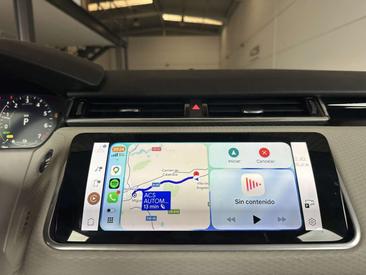 Land Rover Range Rover Velar R-Dynamic HSE 4WD Aut. 2.0 I4 PHEV — photo 23