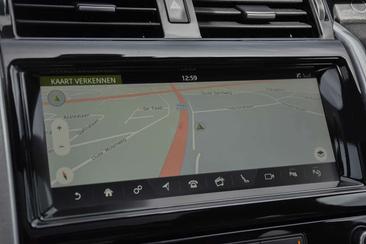Land Rover Discovery HSE Pano 7seat AdaptiveCruise 3.0 SDV6 — photo 23
