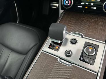 Land Rover Range Rover P440e Autobiography AWD Auto — photo 22