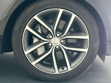 Land Rover Range Rover Sport P440e SE AWD Auto — photo 9