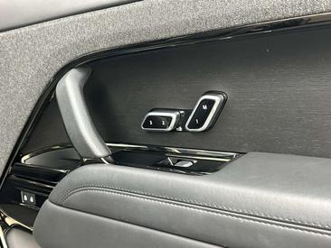 Land Rover Range Rover Sport P440e SE AWD Auto — photo 15