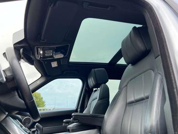 Land Rover Range Rover Sport Hybrid HSE Dynamic — photo 36