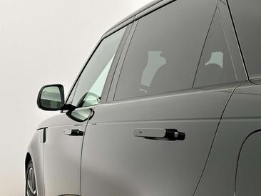 Land Rover Range Rover Sport P440e SE AWD Auto — photo 19