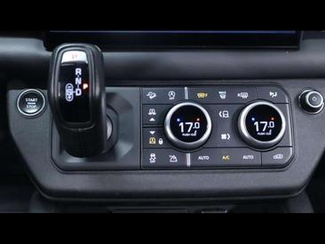 Land Rover Defender 90 Noir P525 V8 AWD Auto — photo 18