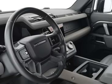 Land Rover Defender 110 X-Dynamic HSE Awd 3.0d I6 Mhev 300cv — photo 29