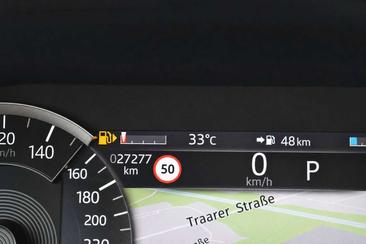 Land Rover Range Rover Velar R-Dynamic S P400 AWD — photo 21