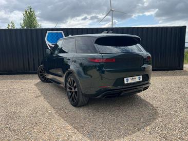 Land Rover Range Rover Sport Dynamic HSE P460e — photo 2