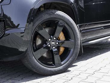 Land Rover Defender 90 BLACK PACK MATRIX LED NAVI P525 V8 — photo 7