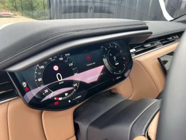 Land Rover Range Rover Sport Dynamic HSE P460e — photo 15