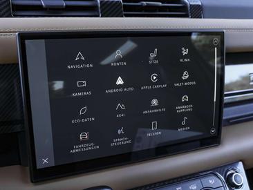 Land Rover Defender 90 BLACK PACK MATRIX LED NAVI P525 V8 — photo 13