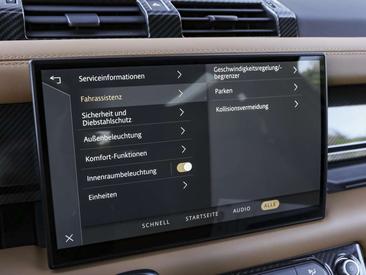 Land Rover Defender 90 BLACK PACK MATRIX LED NAVI P525 V8 — photo 14