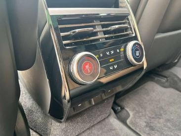 Land Rover Range Rover Sport Dynamic HSE P460e — photo 21