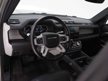 Land Rover Defender 110 2.0 P400e Panoramadak | Trekhaak | Leder Vert — photo 16