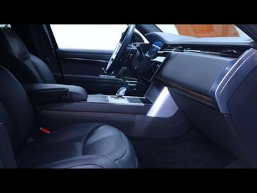 Land Rover Range Rover Autobiography SWB AWD Auto P550e — photo 11