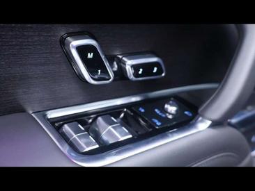 Land Rover Range Rover Autobiography SWB AWD Auto P550e — photo 24